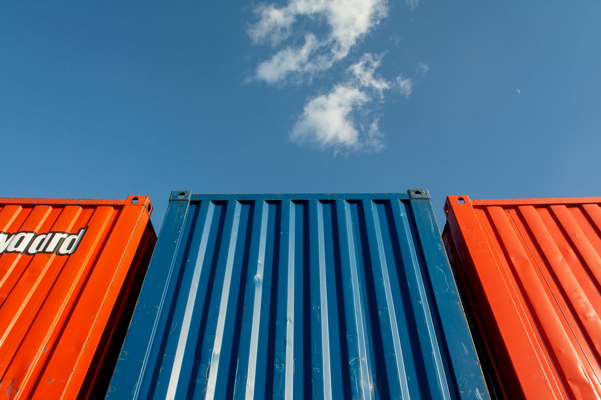 40ft high cube shipping container